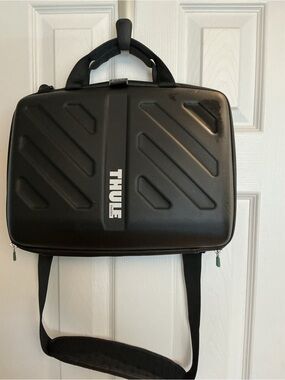 Thule Black Hard-Shell Laptop Briefcase with Shoulder Strap